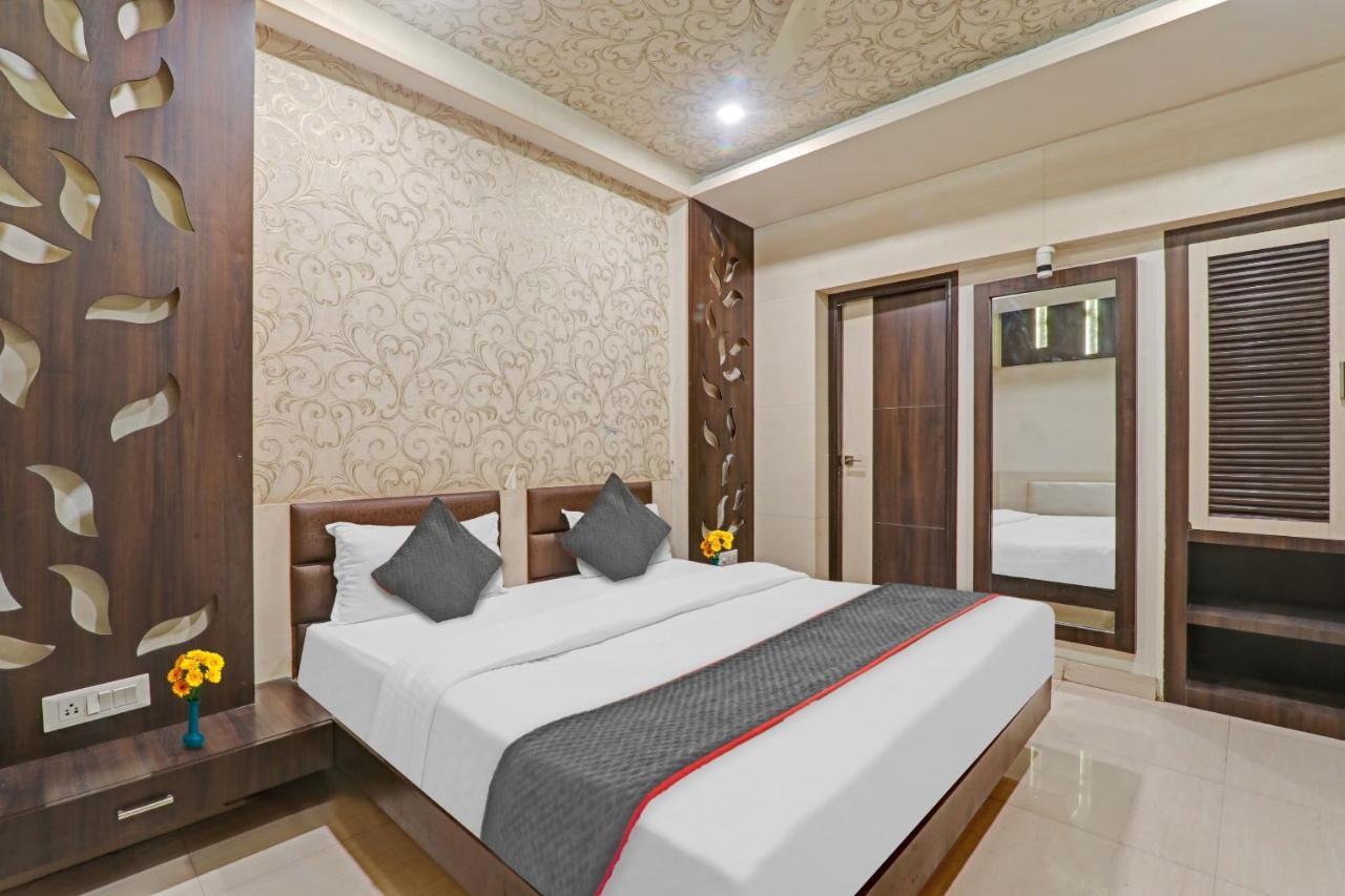 Townhouse 1182 Hotel Tirupati Galaxy Канпур Экстерьер фото