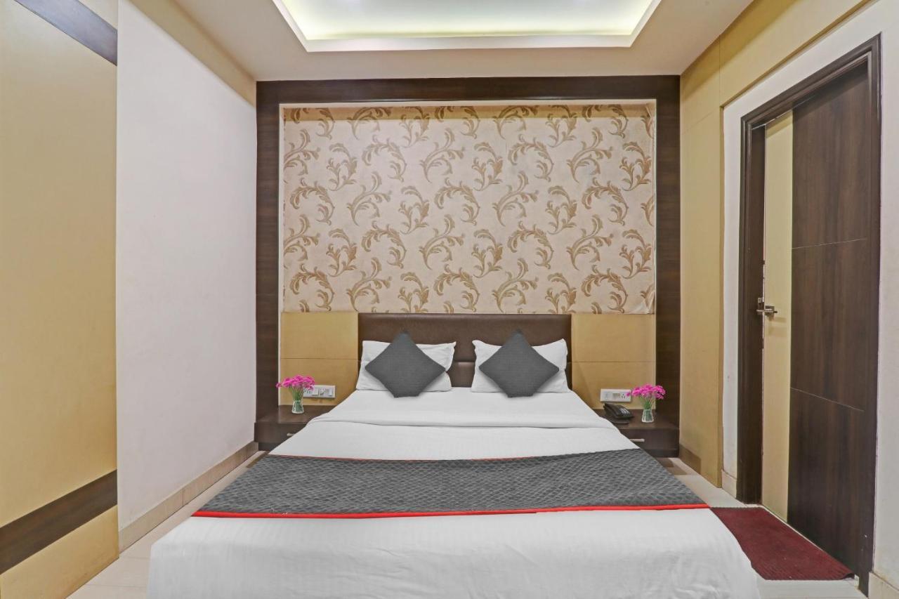 Townhouse 1182 Hotel Tirupati Galaxy Канпур Экстерьер фото