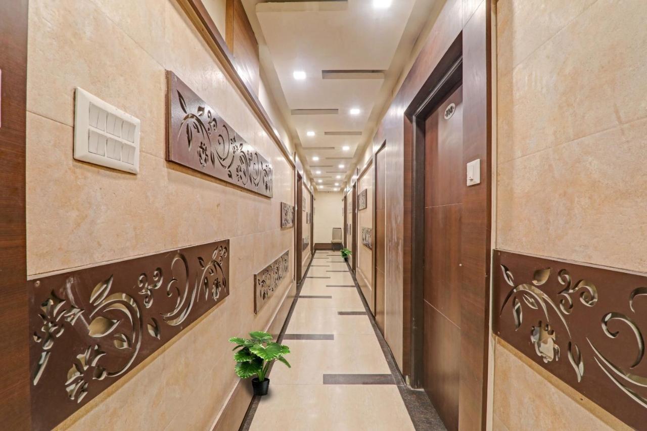 Townhouse 1182 Hotel Tirupati Galaxy Канпур Экстерьер фото