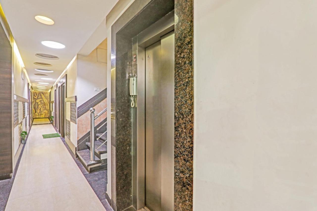 Townhouse 1182 Hotel Tirupati Galaxy Канпур Экстерьер фото